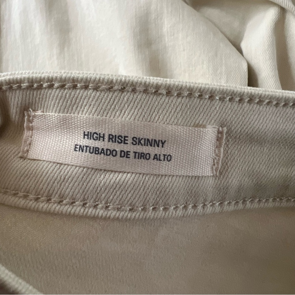 Universal Thread Women’s Cream Off White High Rise Skinny Denim Jeans Size 10R - Picture 5 of 11